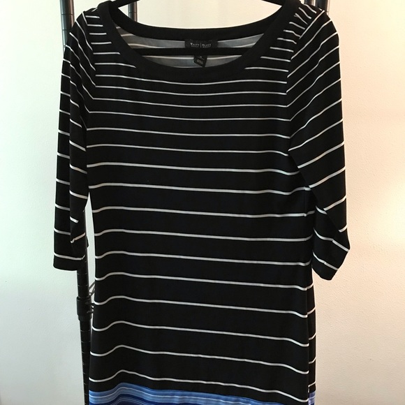 White House Black Market 3/4 Length sleeve tunic - Picture 6 of 6